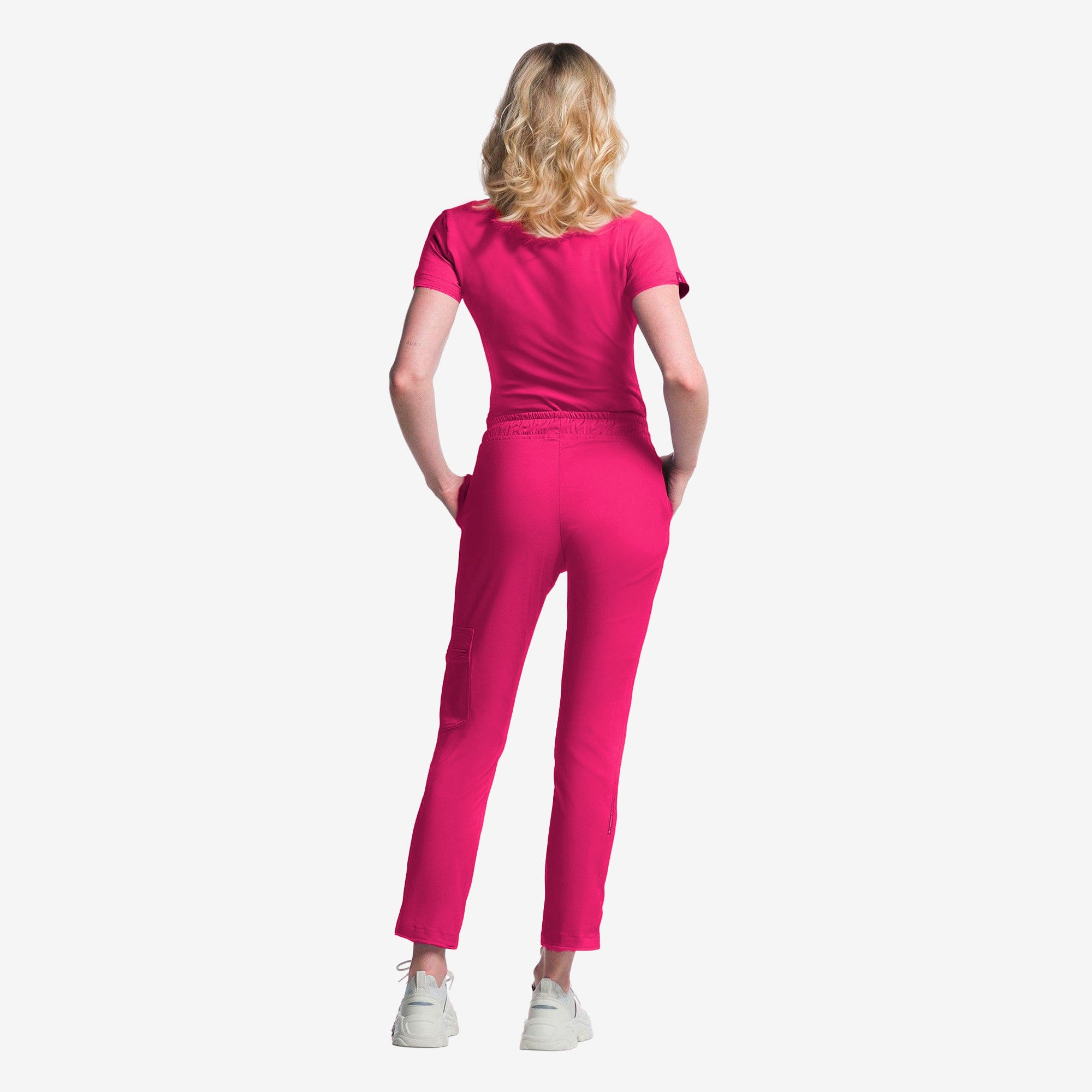 Kanaus® Scrub Beyond Straight Cut | Dama