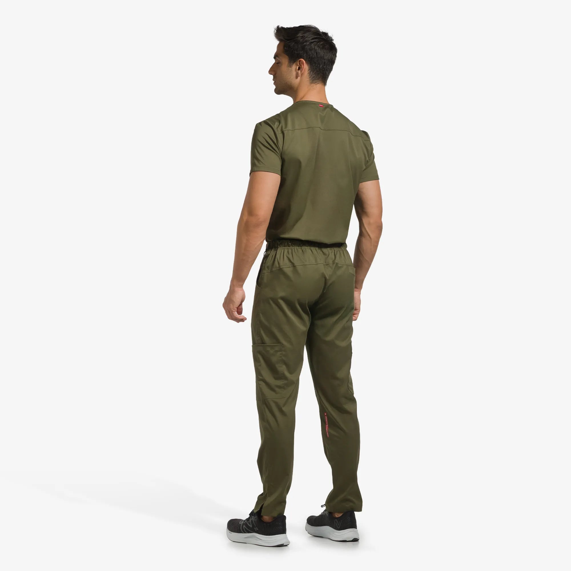 Kanaus® Scrub Beyond Straight Cut | Caballero