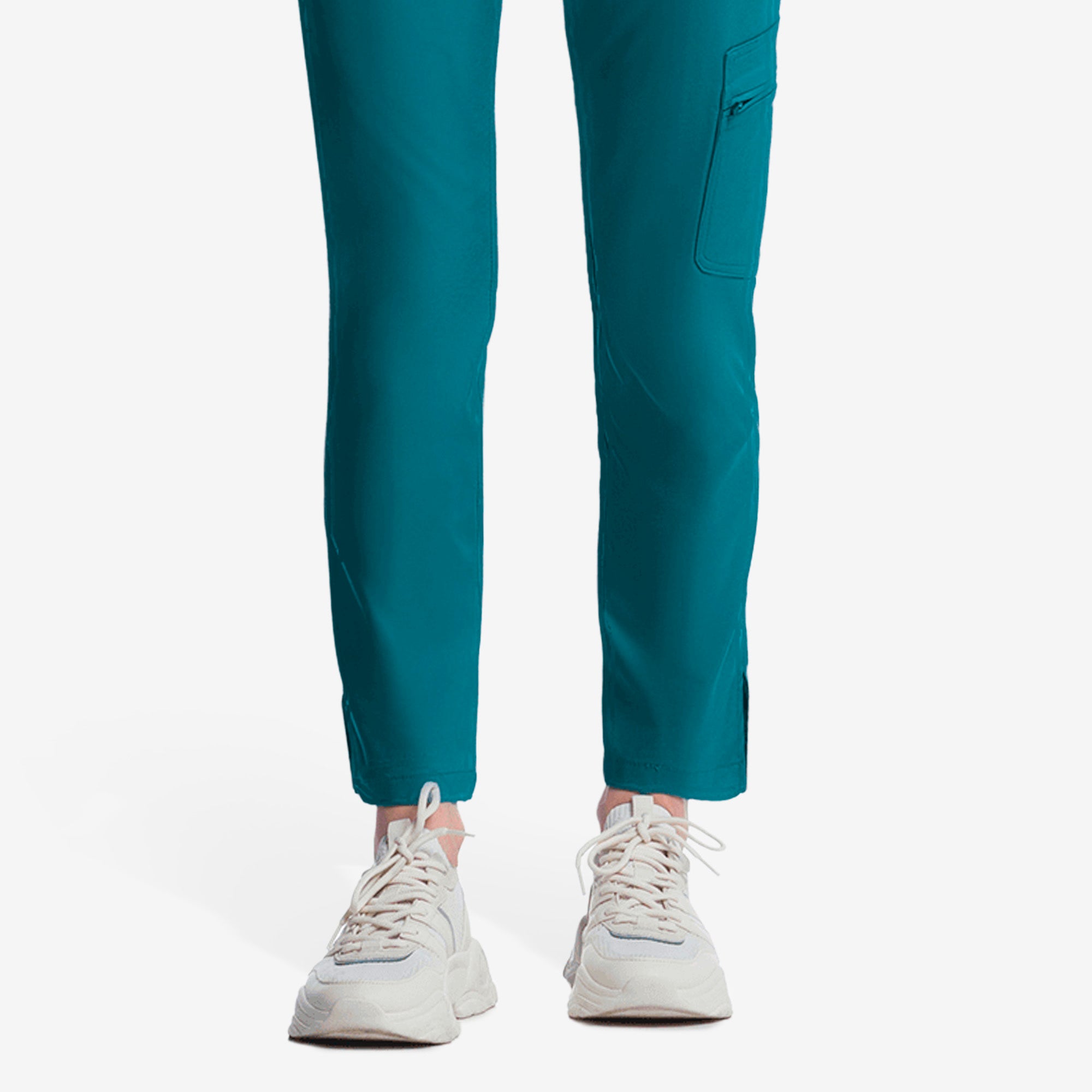 Kanaus® Scrub Beyond Straight Cut | Dama