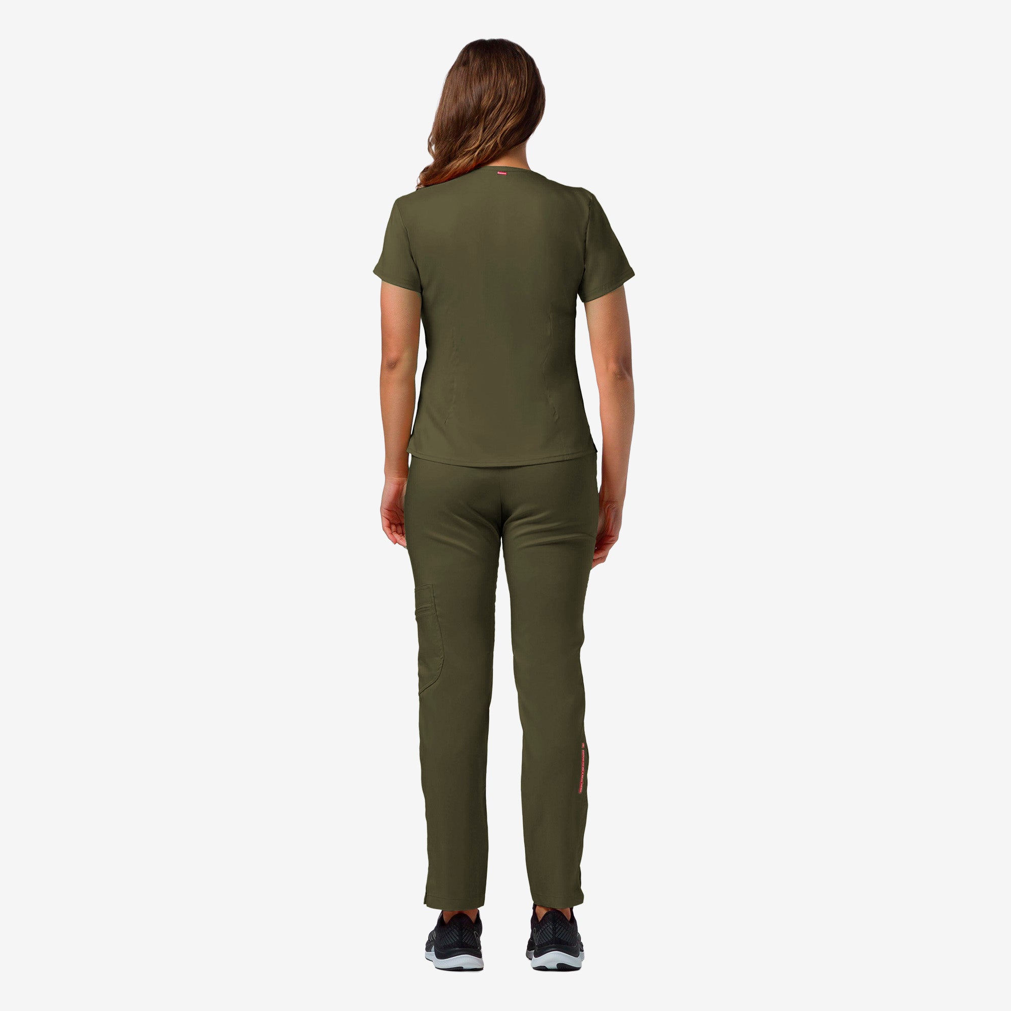 Kanaus® Scrub Beyond Straight Cut | Dama