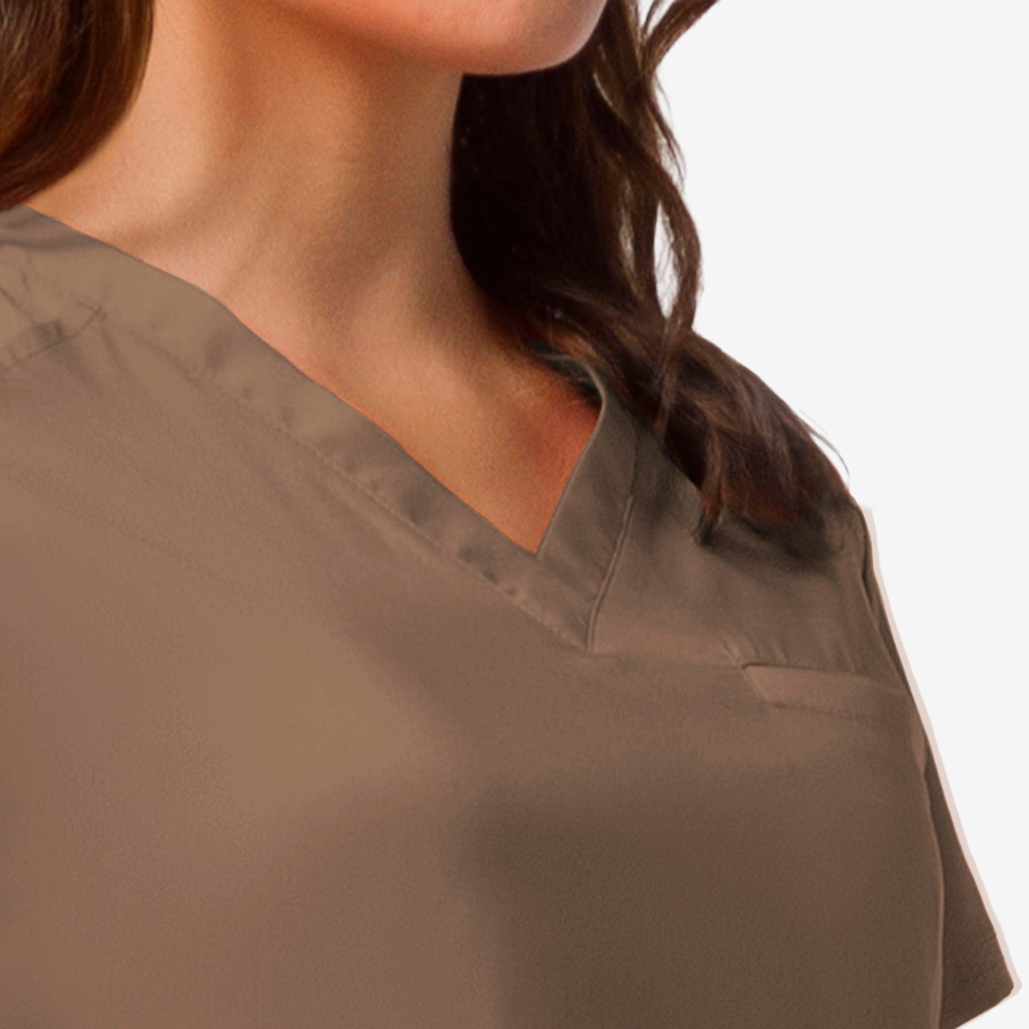 Kanaus® Scrub Beyond Straight Cut | Dama