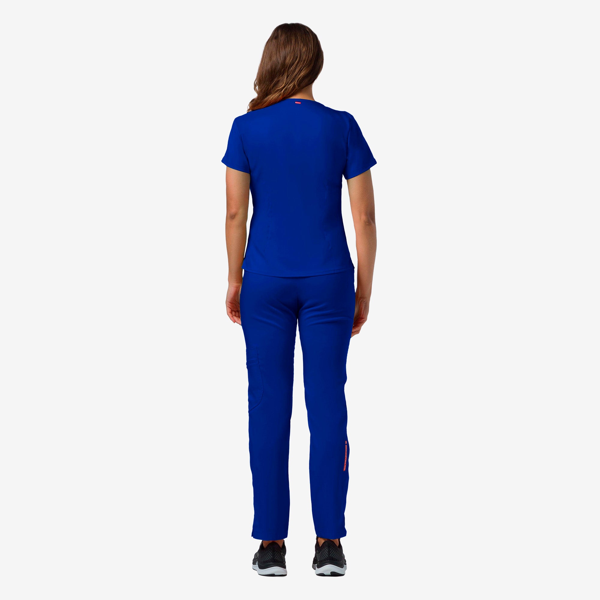 Kanaus® Scrub Beyond Straight Cut | Dama
