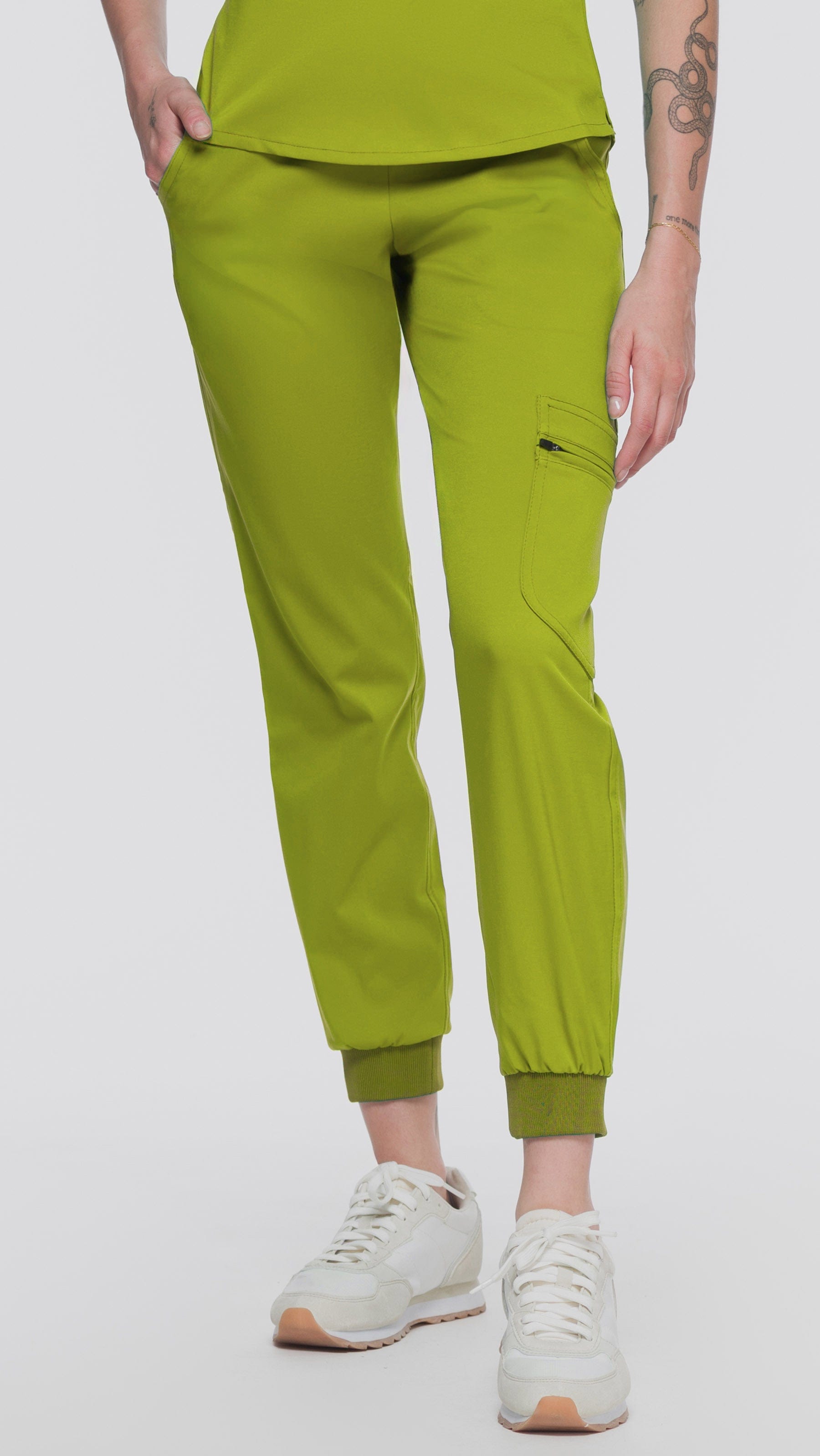Kanaus® Pants Beyond Green Apple | Dama - Kanaus