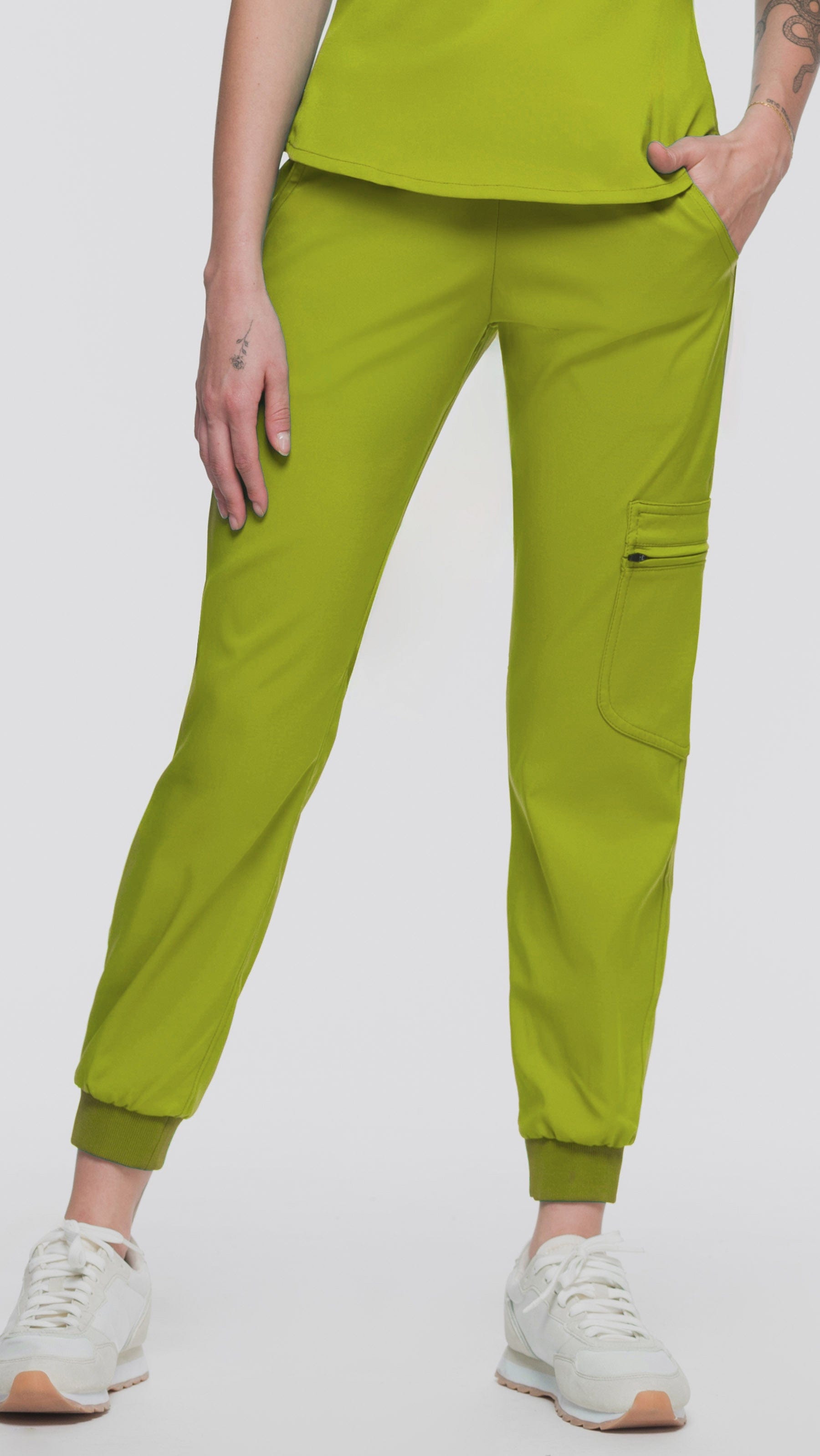Kanaus® Pants Beyond Green Apple | Dama - Kanaus