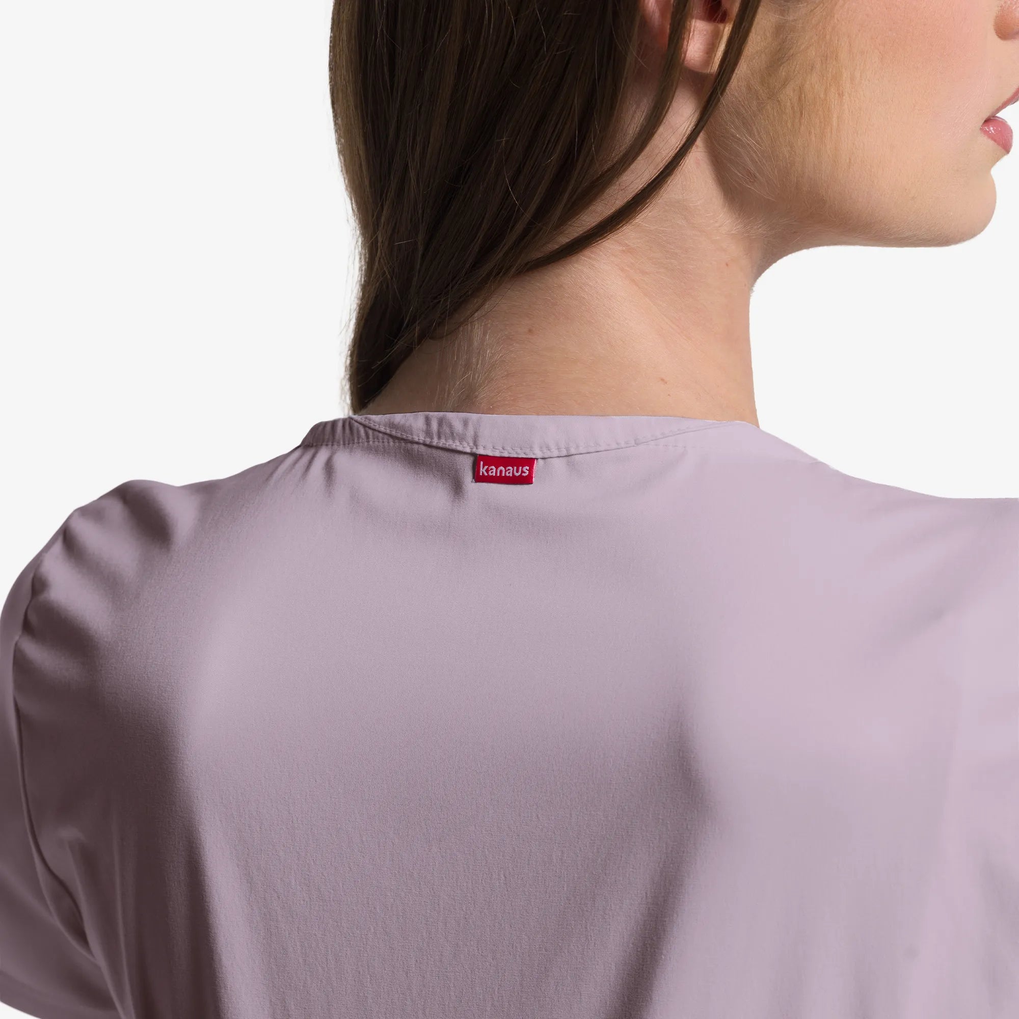 Kanaus® Scrub Beyond Straight Cut | Dama