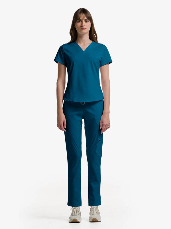 Kanaus® Scrub Beyond Straight Cut | Dama