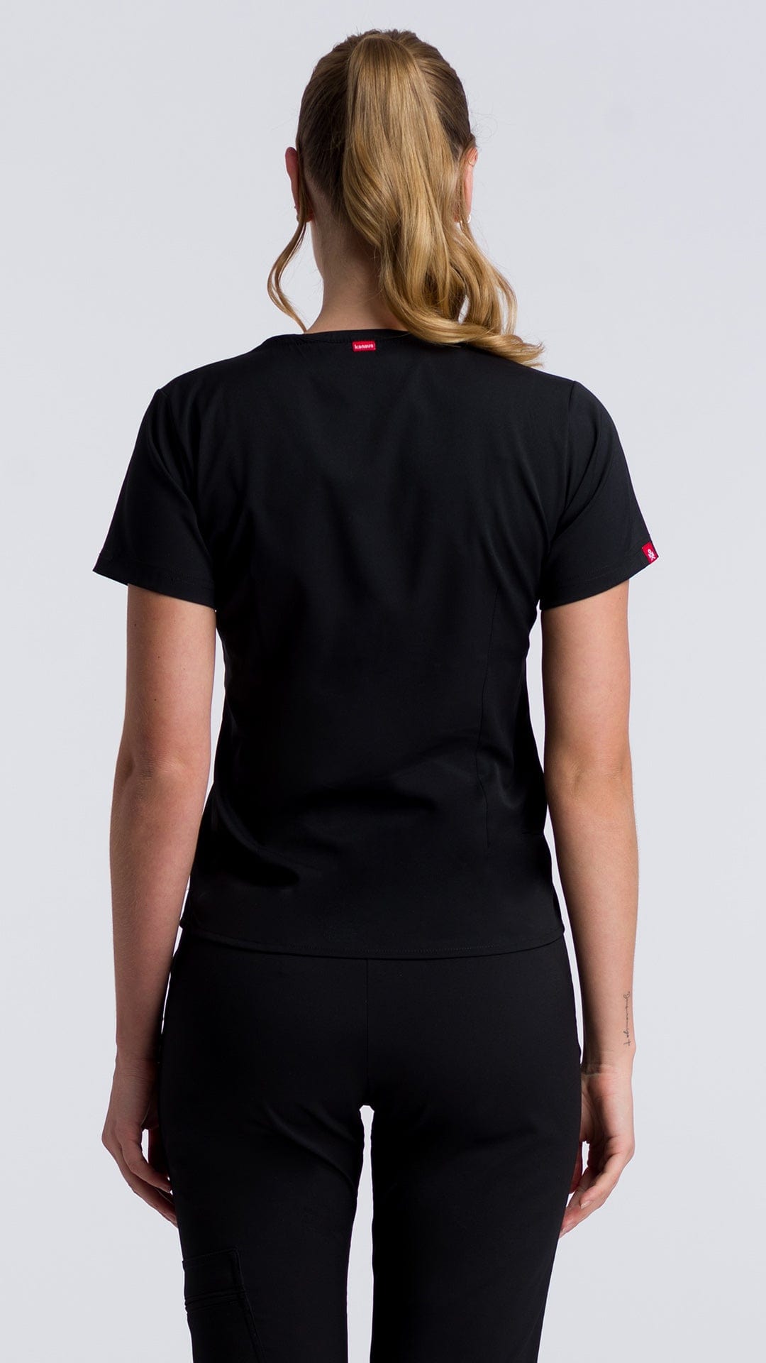 Kanaus® Top Beyond Total Black | Dama - Kanaus