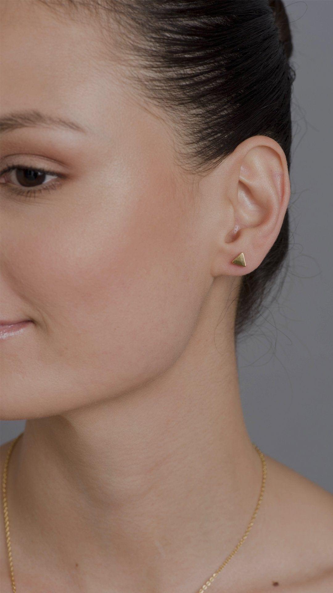 Kanaus Jewelry® SET: Collar/Dije Golden Scissors & Aretes Golden Triangle - Kanaus